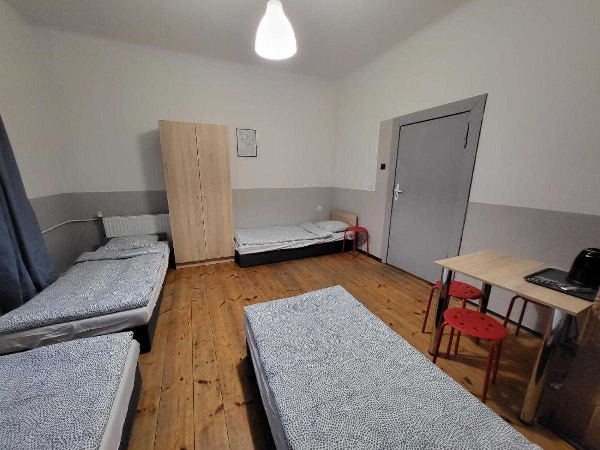 Tanie Spanie Wilda - Zameldowanie Bezobslugowe -
